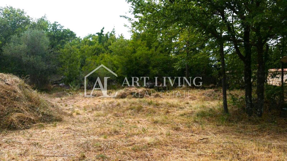Kopij Poreč-okolica, Lepa zazidljiva parcela 1.348 m2 m2 – 2