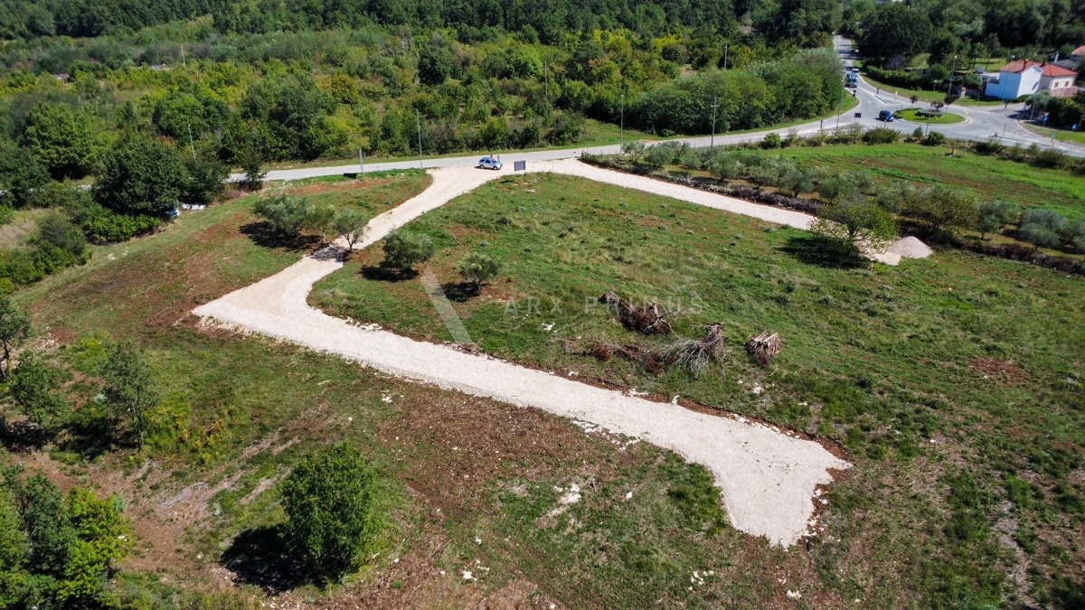 Terreno BRTONIGLA, 120.000 €