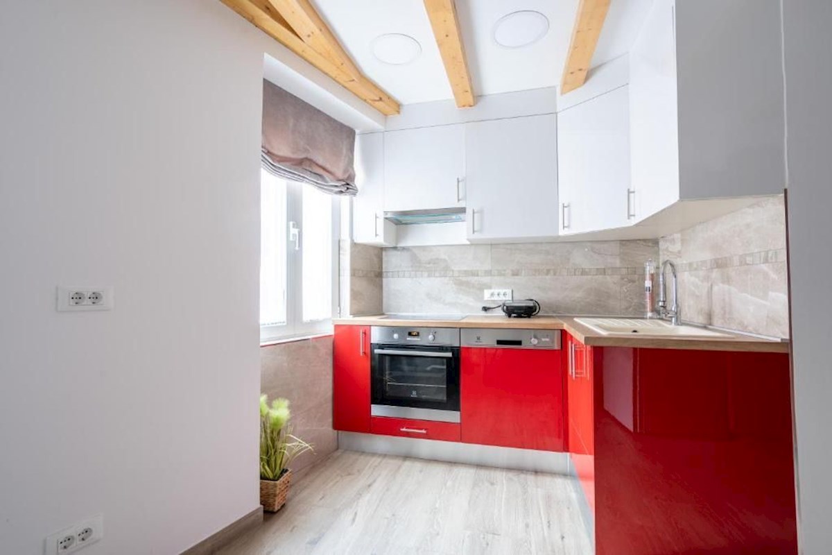 Appartamento ROVINJ, 399.000 €