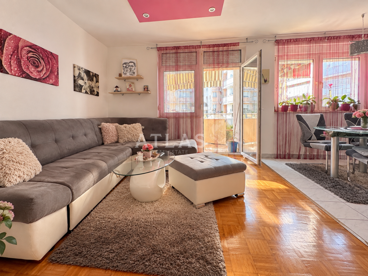 Pula – Monvidal | Spacious And Bright 2-Room Apartment With A Study, 72 M²