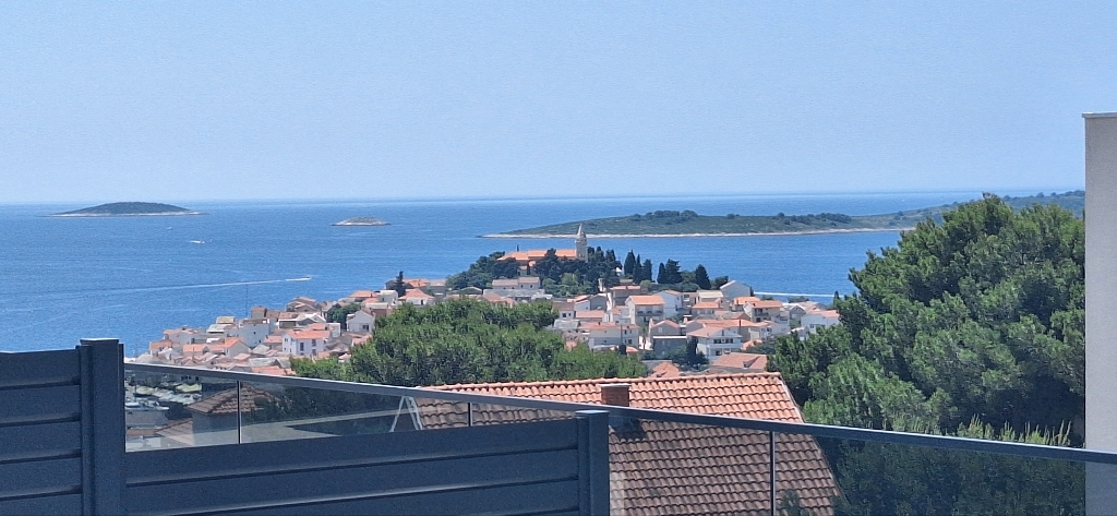 Appartamento PRIMOŠTEN, 490.000 €