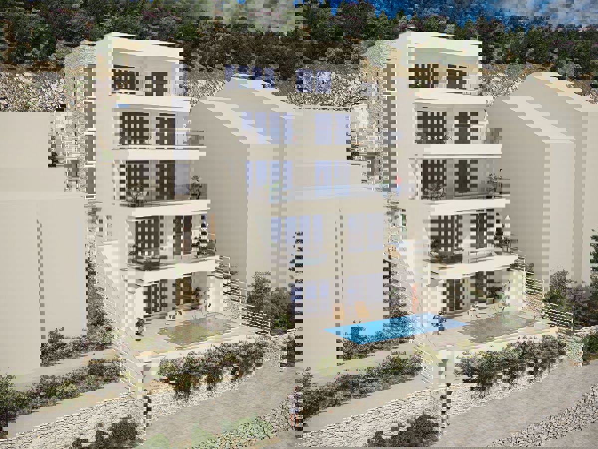 PRIMOŠTEN
