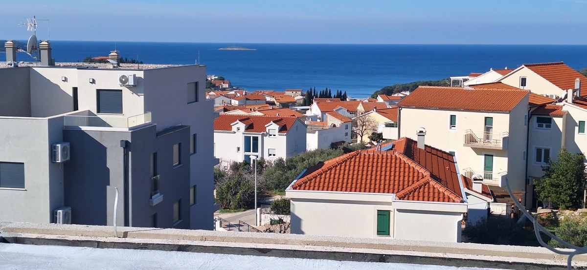 PRIMOŠTEN