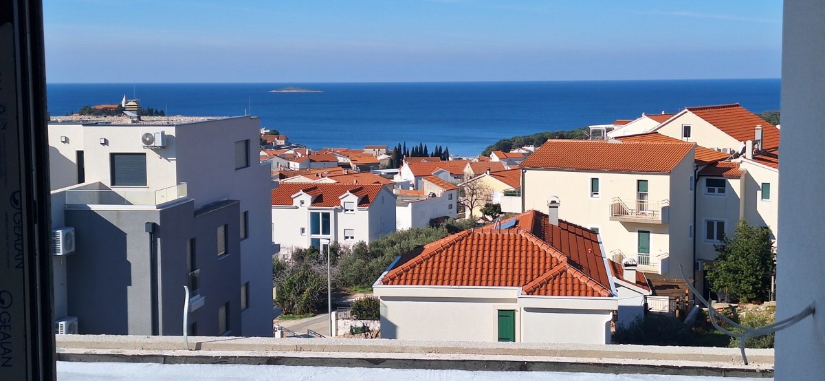 PRIMOŠTEN