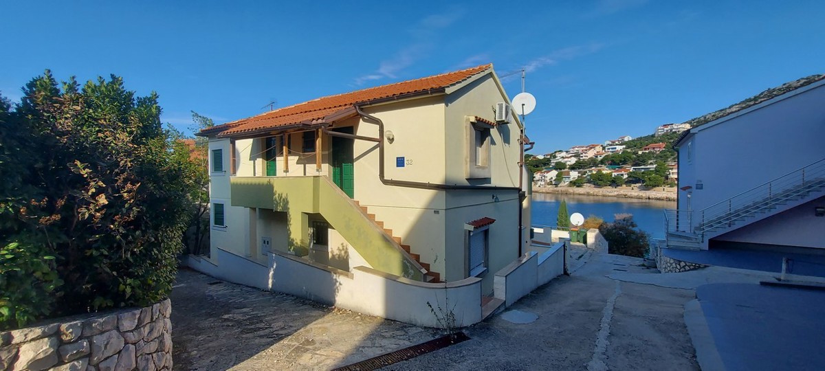PRIMOŠTEN