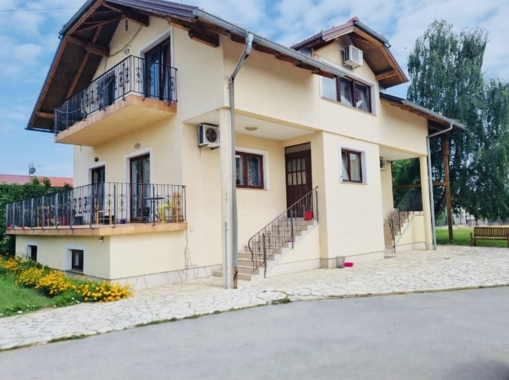 GORNJI STUPNIK