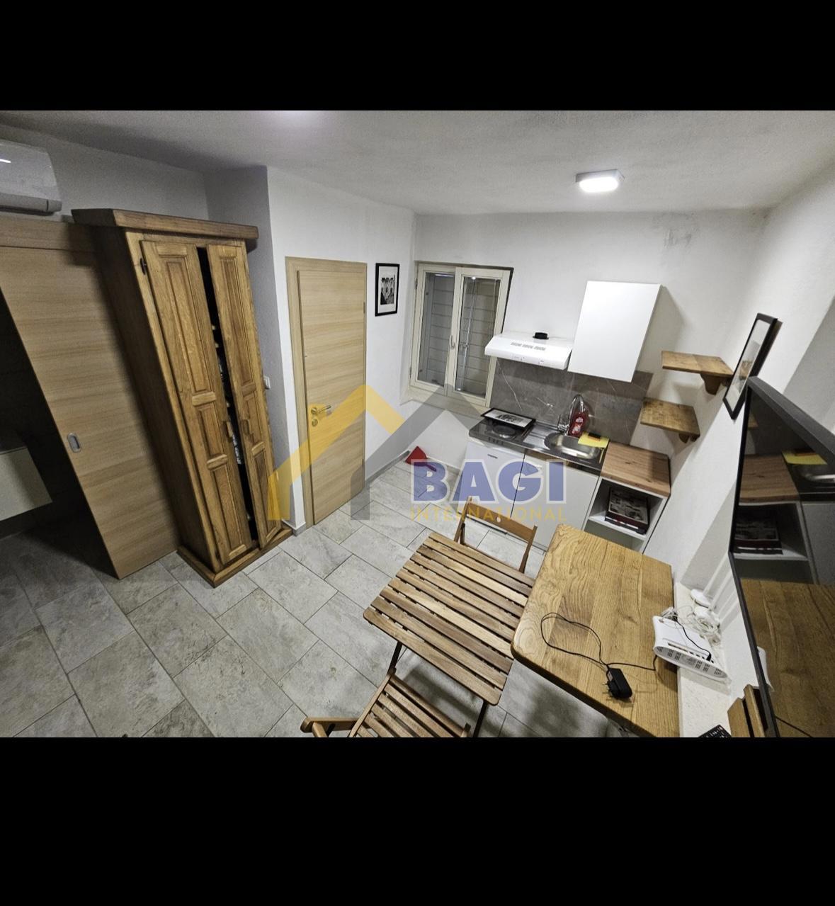 KAŠTEL STARI