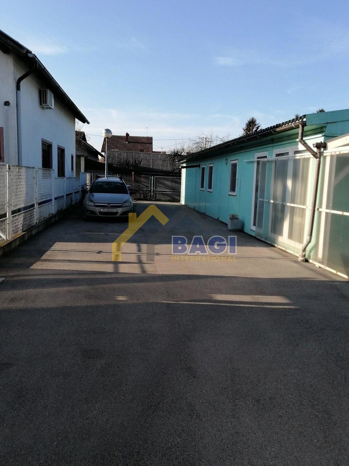 IVANIĆ-GRAD