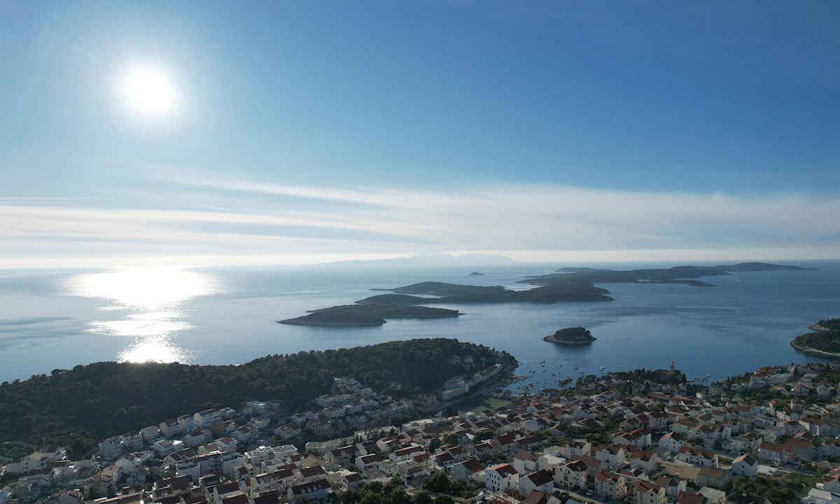 HVAR