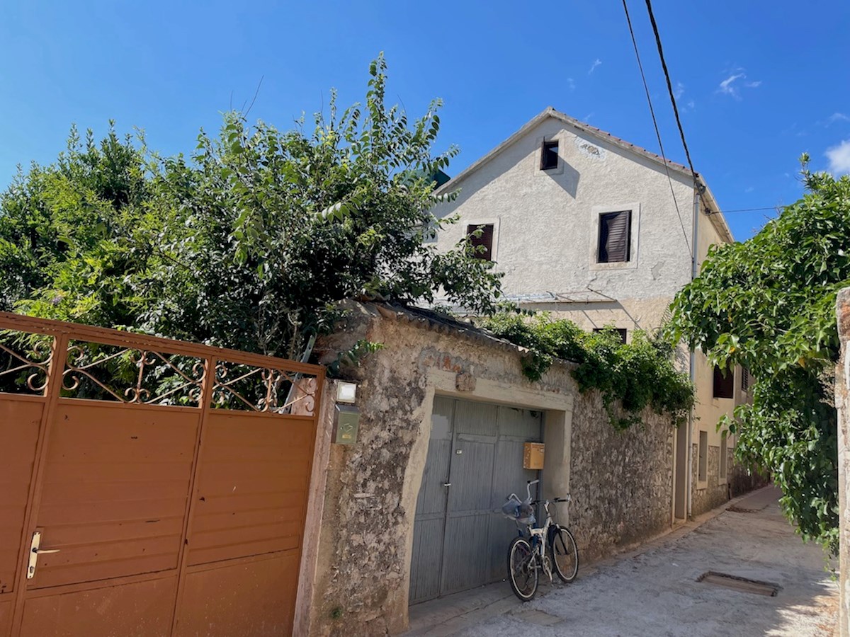 STARI GRAD