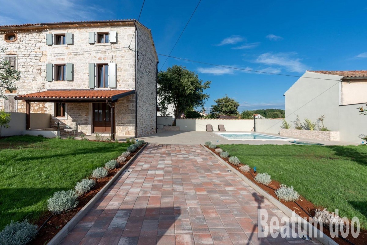 Дом KAŠTELIR - LABINCI, 585.000 €