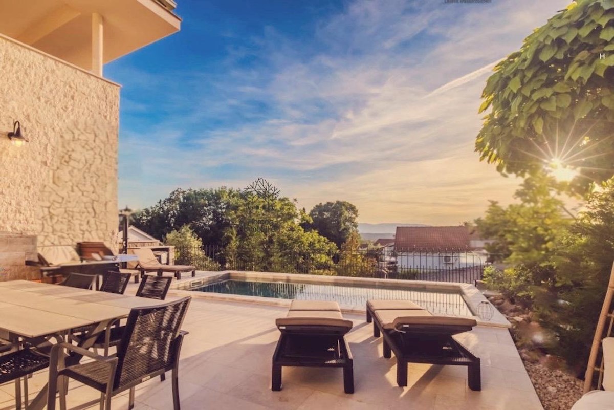 Дом KRK, 650.000 €