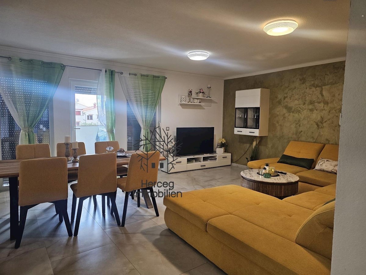 Appartamento MEDULIN, 330.000 €