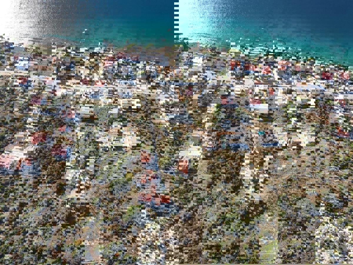 Участок PAG, 120.000 €