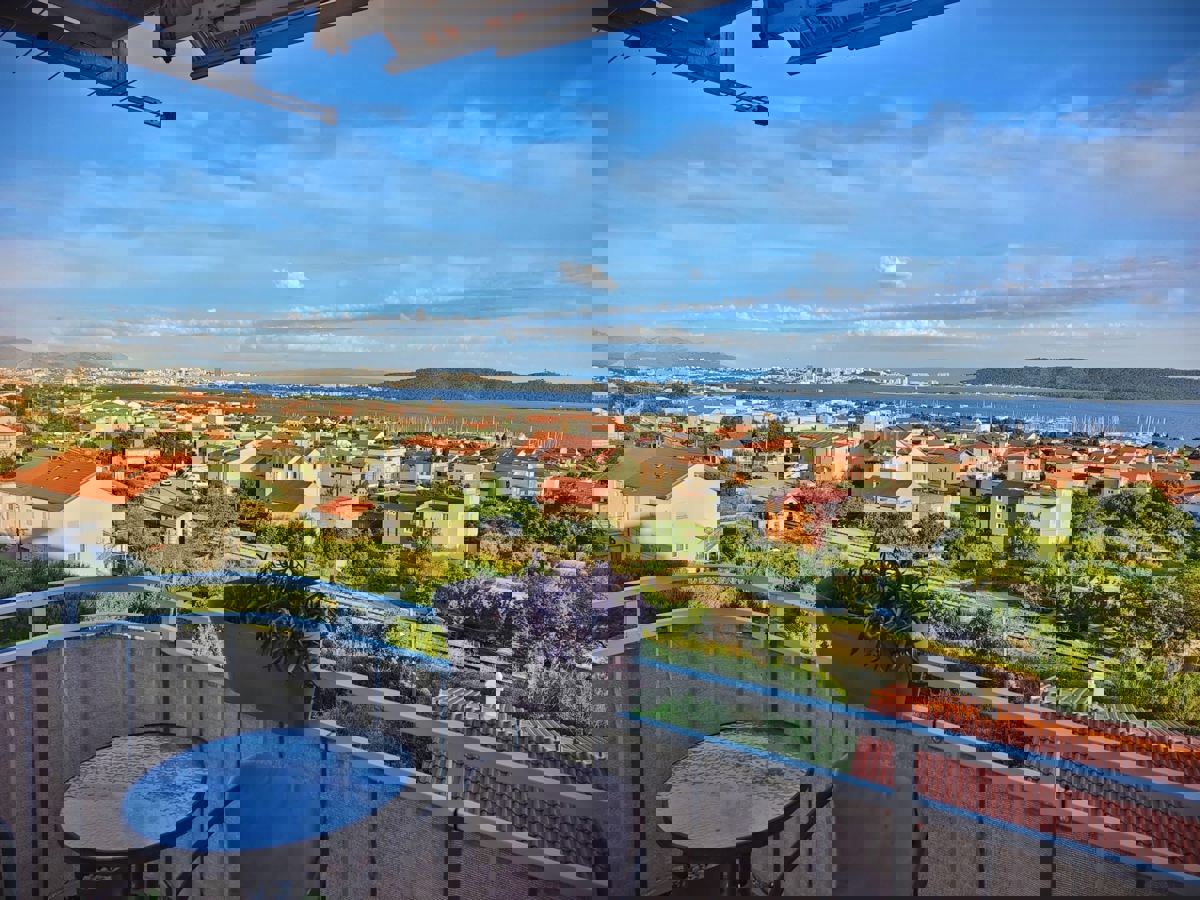 Appartamento KAŠTELA, 259.000 €