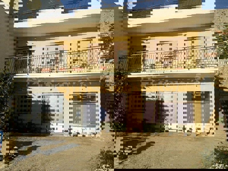 Дом OMIŠ, 750.000 €