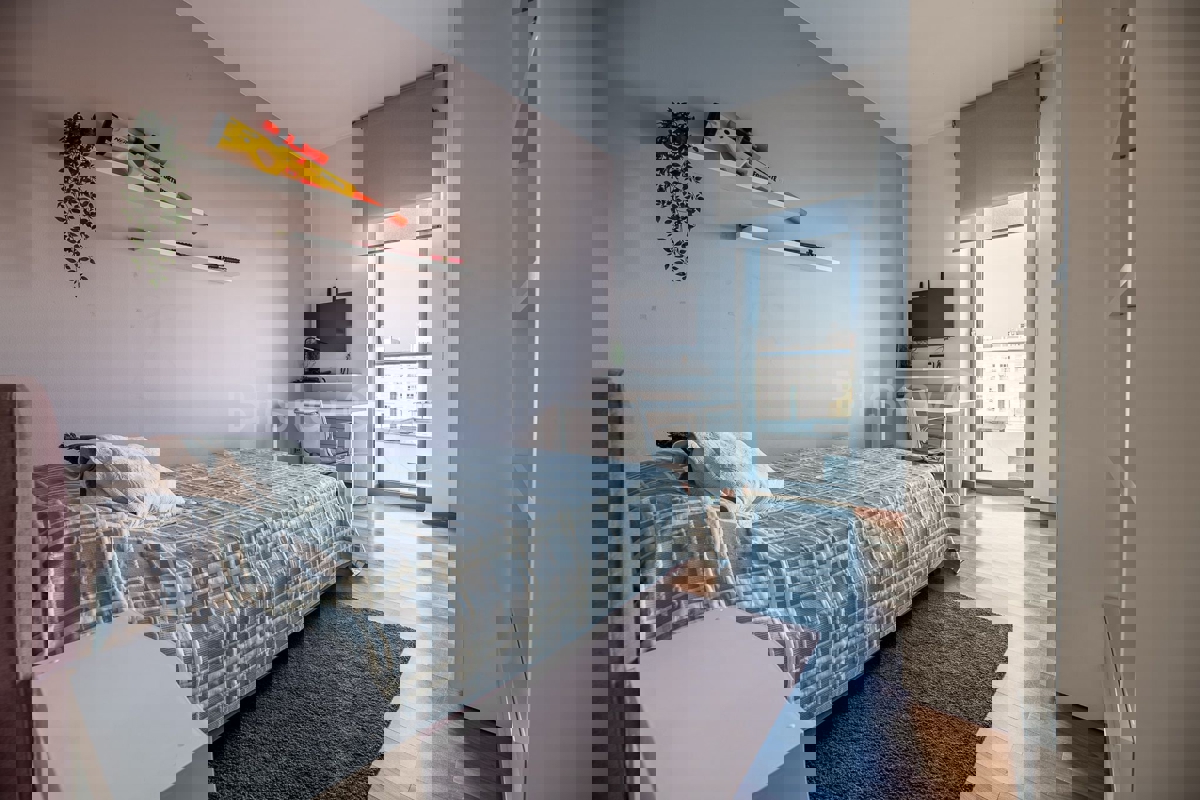TRNJE