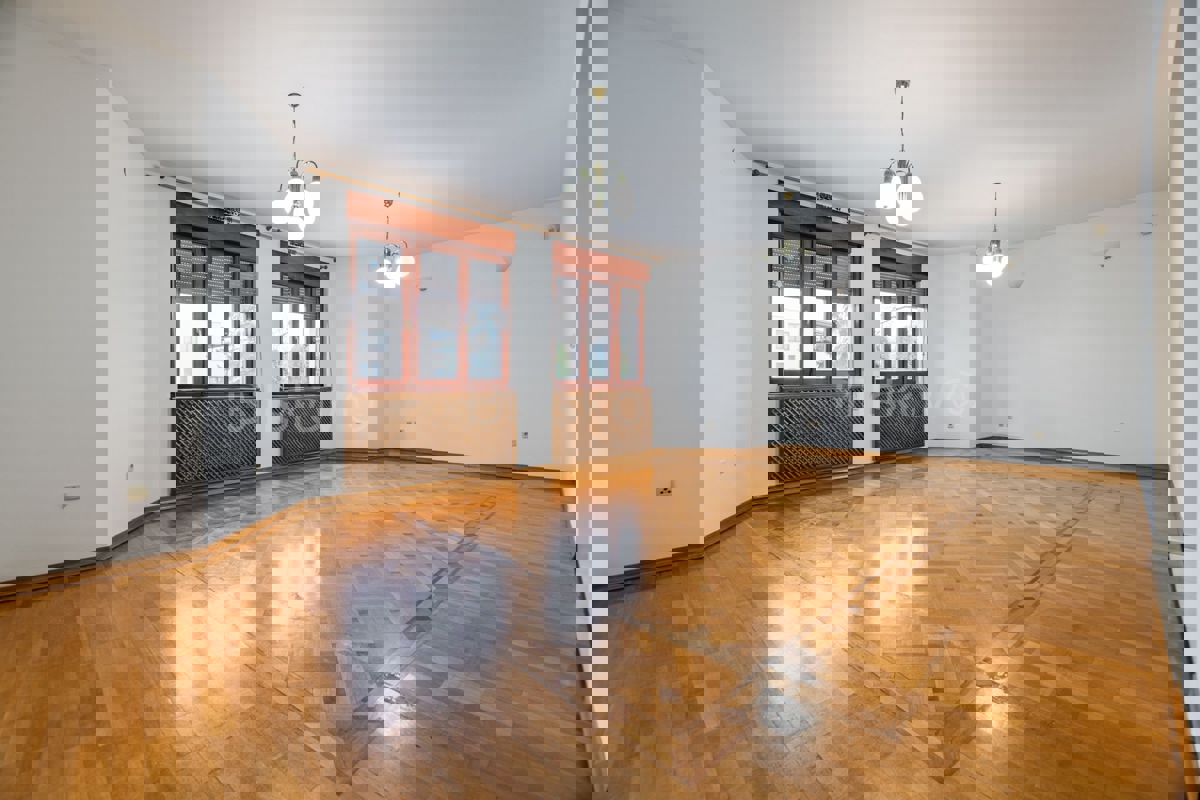 Дом ZAGREB, 5.000 €