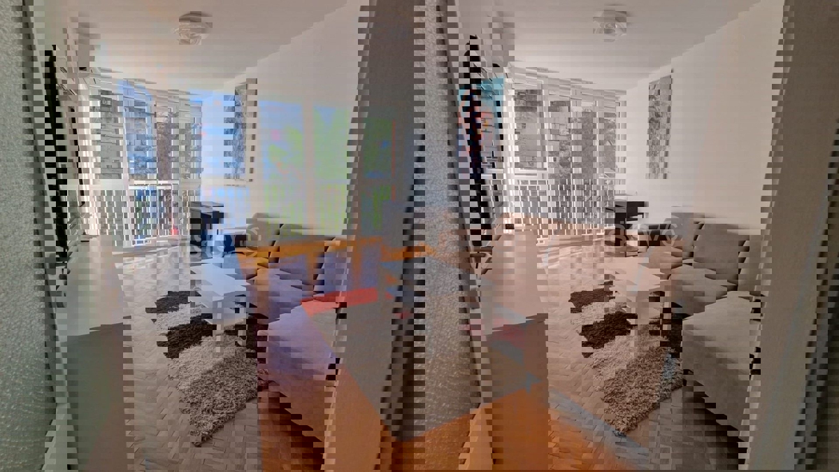 Квартира SPLIT, 1.000 €