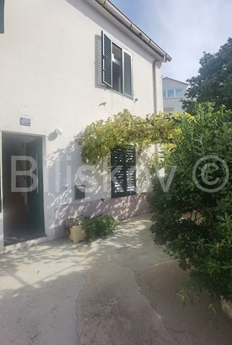 House sale NOVALJA, LIČKOSENJSKA Biliskov Real Estate Ltd. K