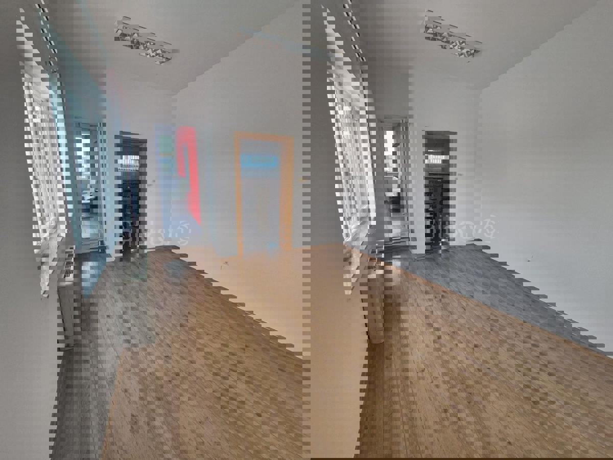 Коммерческая площадь ZAGREB, 1.450 €