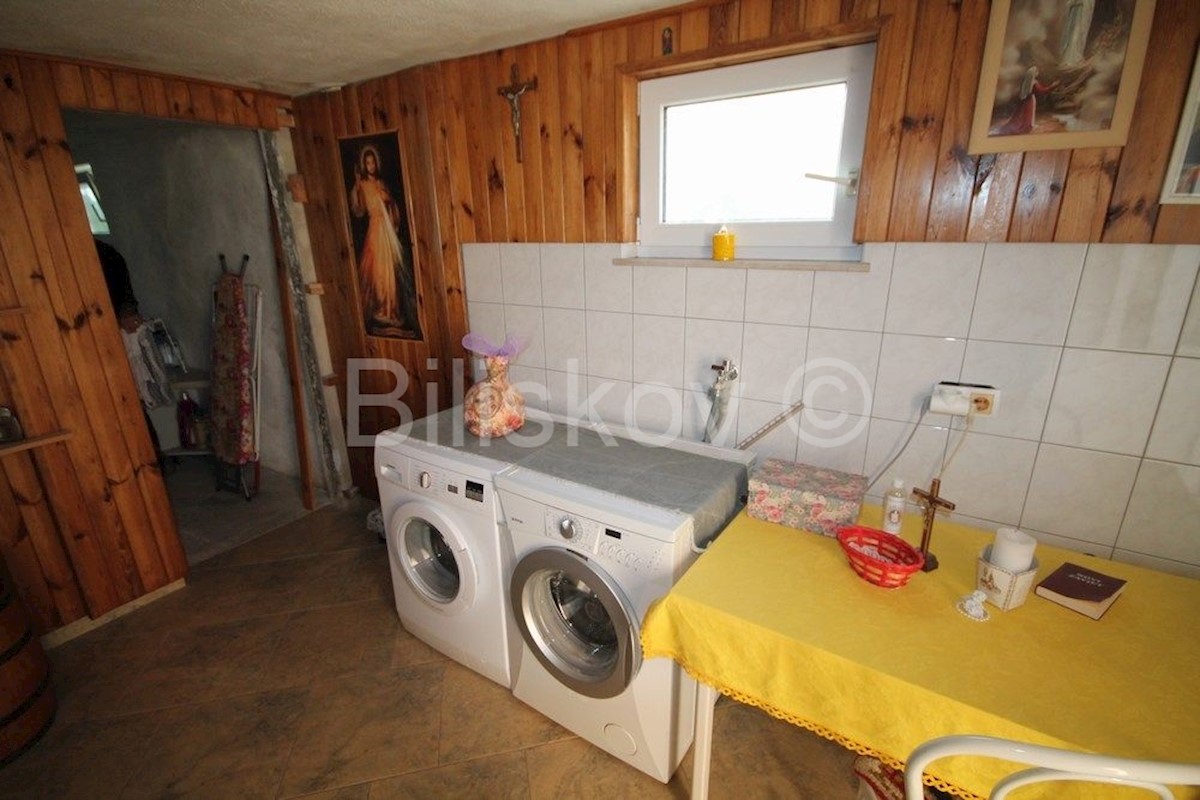 KAŠTEL STARI