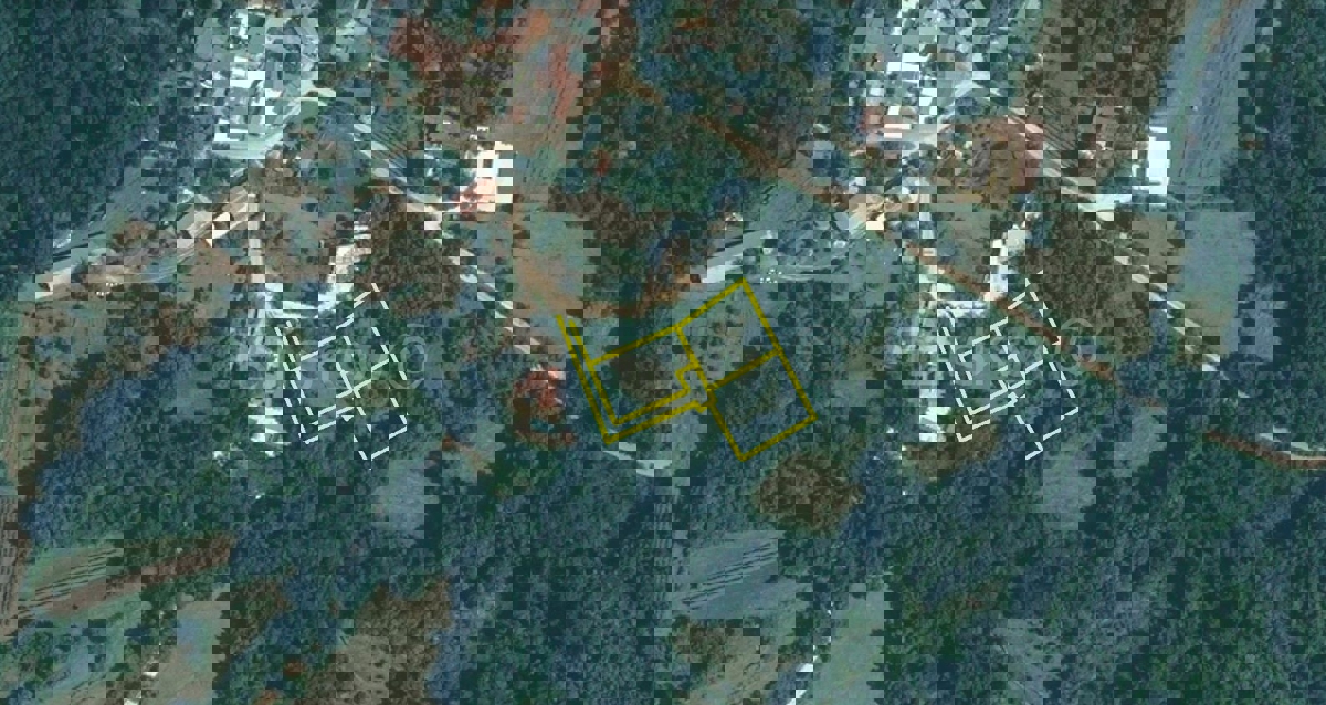 Terreno ŽMINJ, 180.000 €