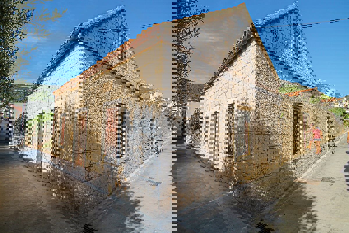 KOMIŽA