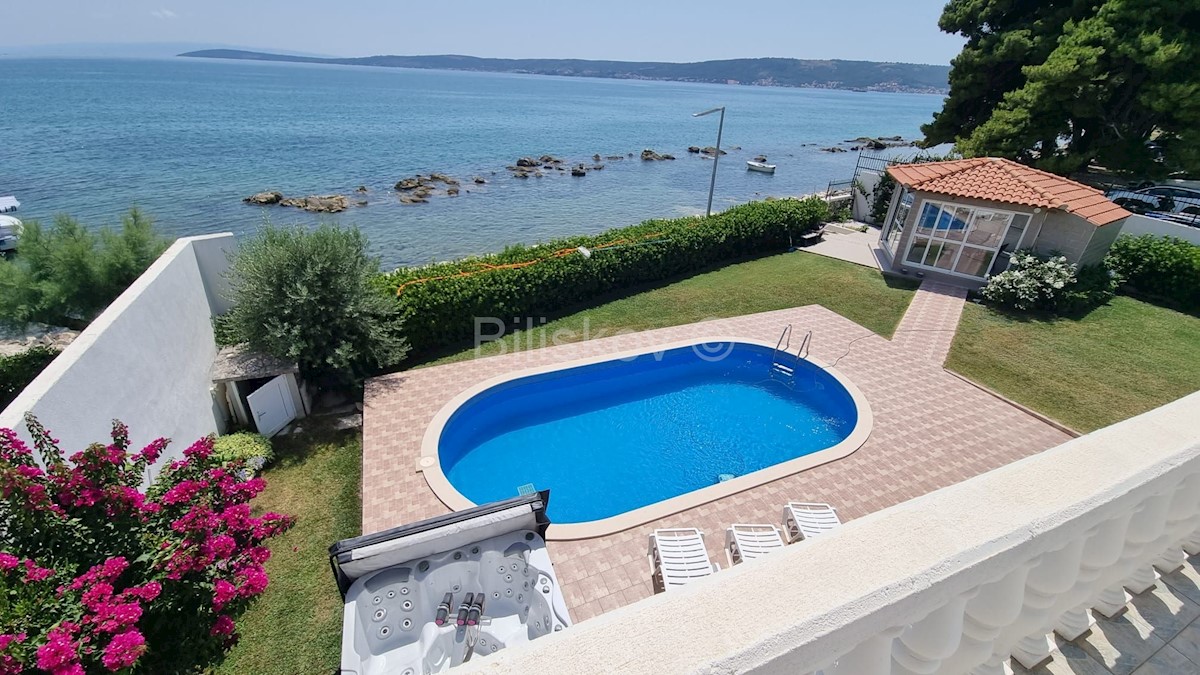 KAŠTEL ŠTAFILIĆ