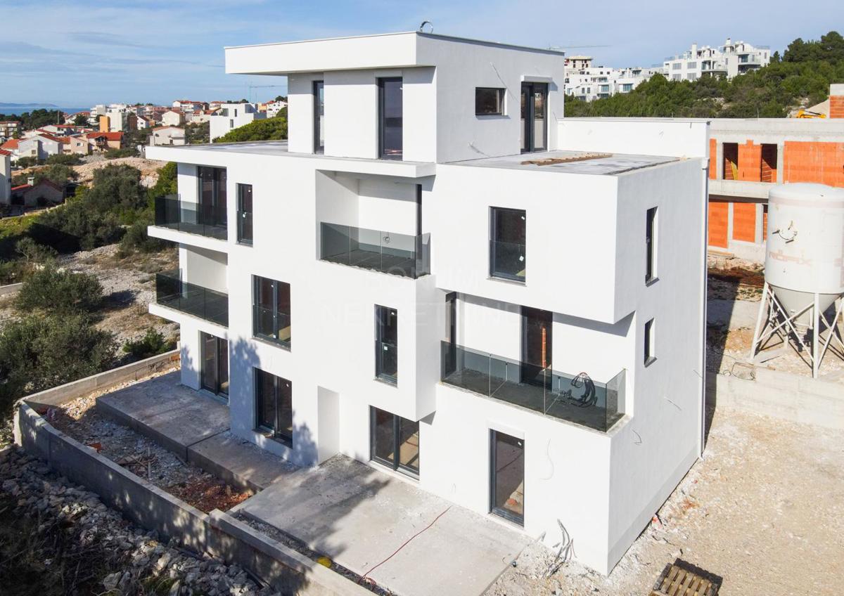 PRIMOŠTEN