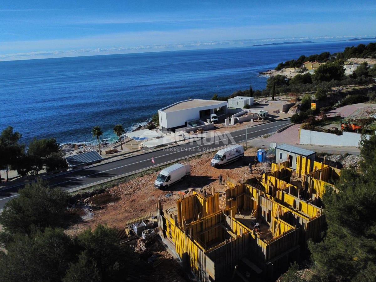 Appartamento PRIMOŠTEN, 420.000 €