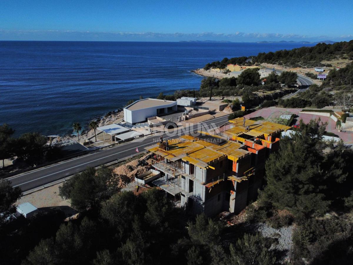 Appartamento PRIMOŠTEN, 411.000 €