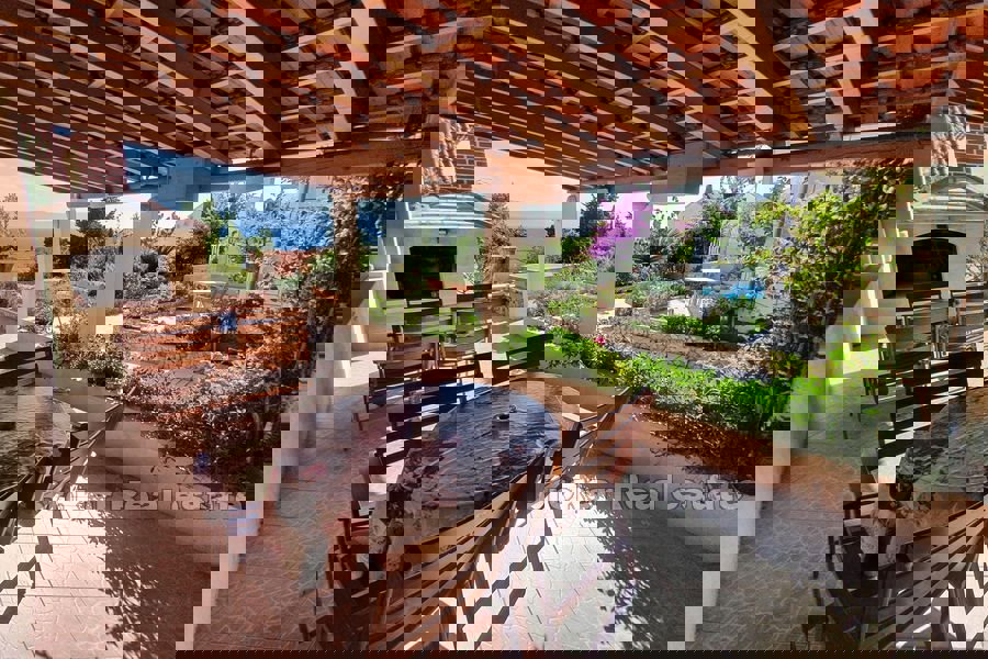 BRAČ