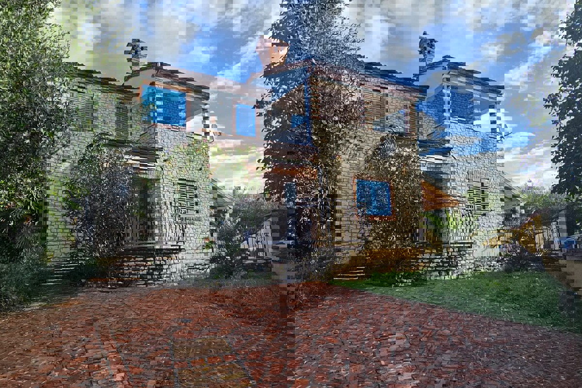 Дом POREČ, 360.000 €