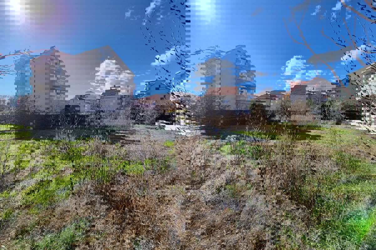 Terreno KAŠTELA, 612.600 €