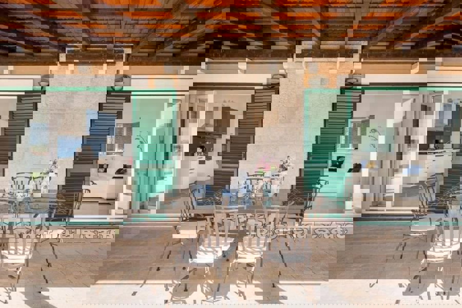 SPLIT