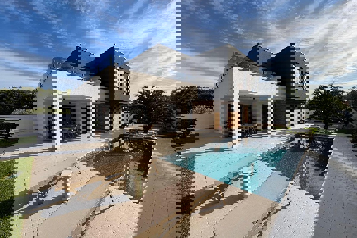 Casa PULA, 1.225.000 €