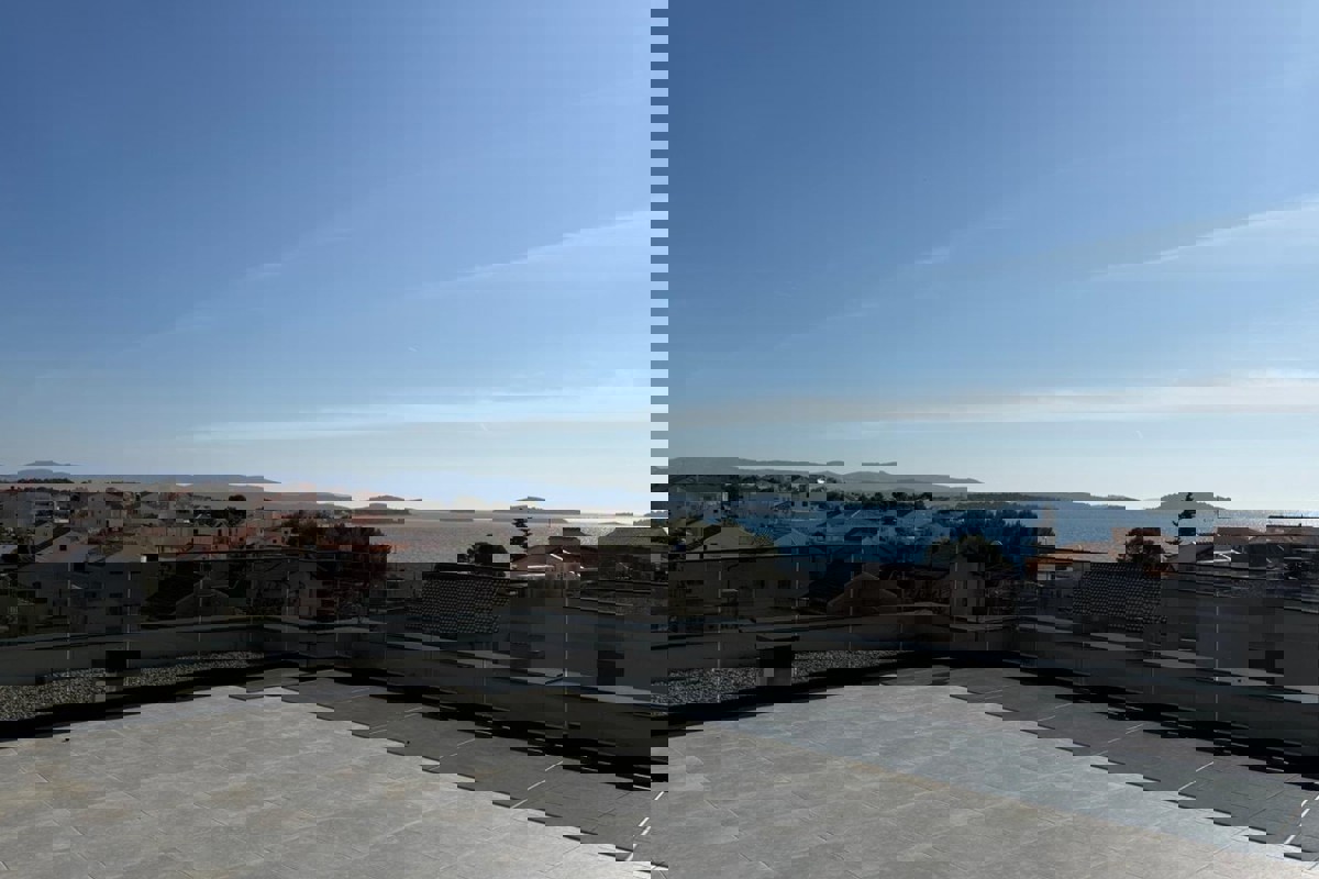 Appartamento ŠIBENIK, 585.000 €