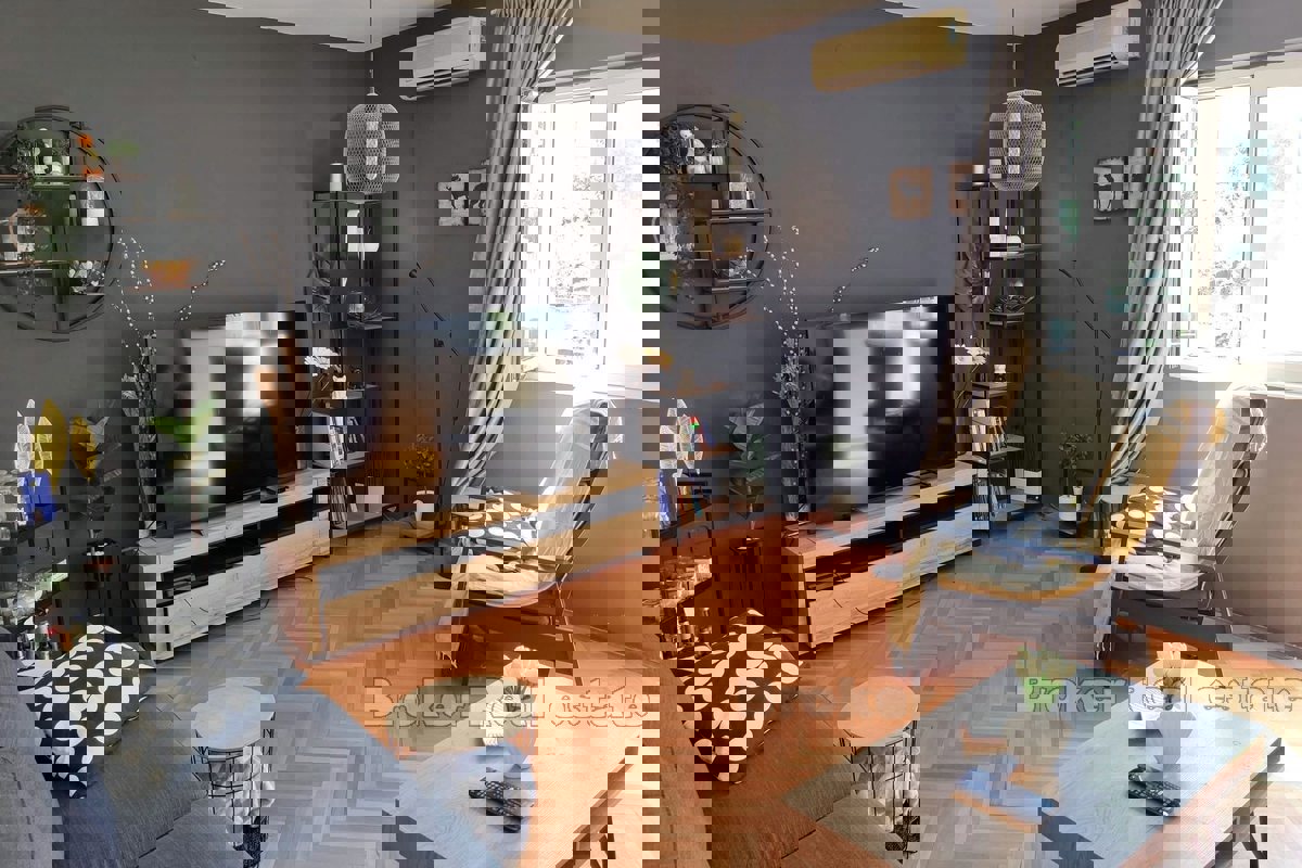 SPLIT