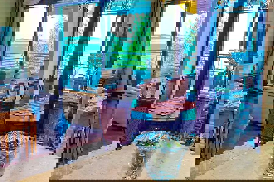 SPLIT