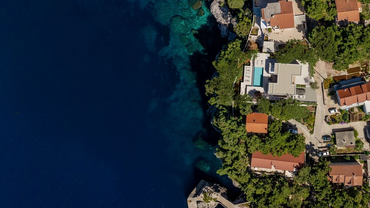 HVAR
