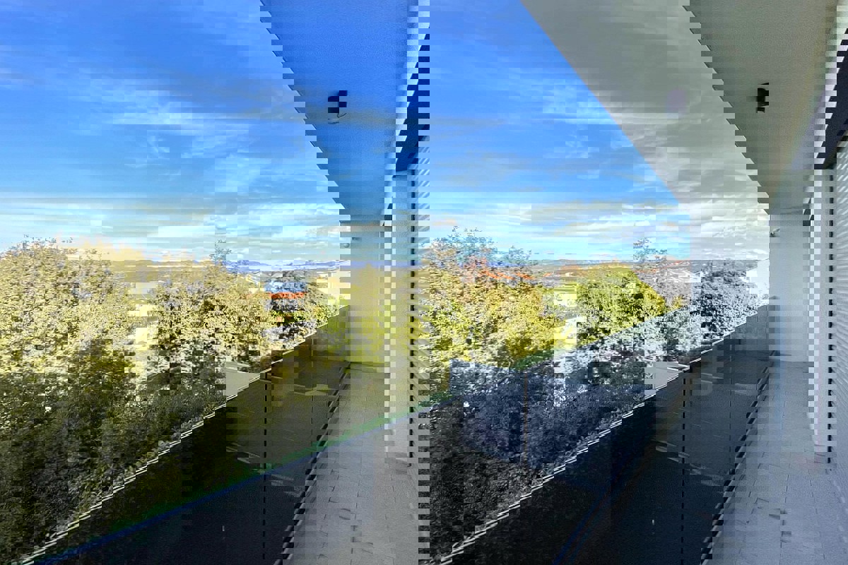 Appartamento KRK, 499.000 €