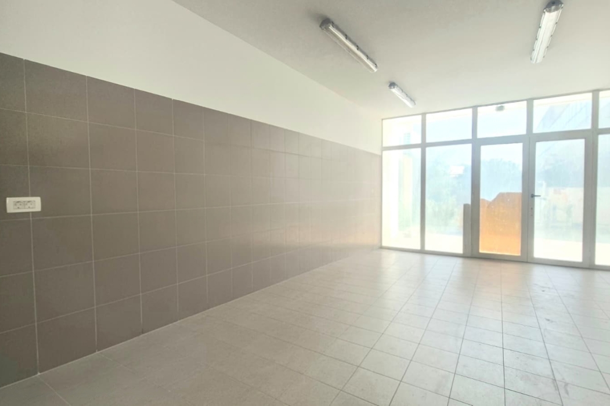 Locale commerciale SPLIT, 245.000 €