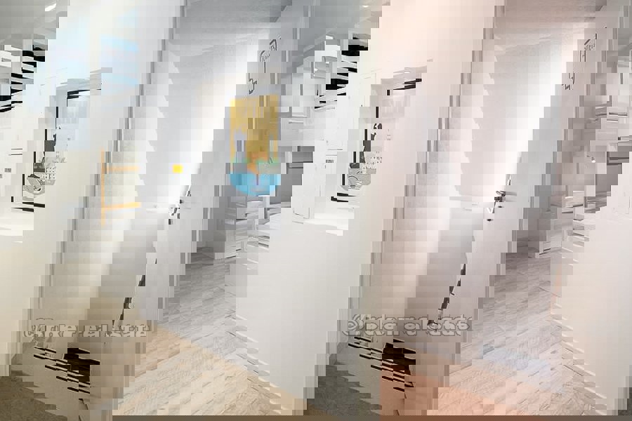 SPLIT