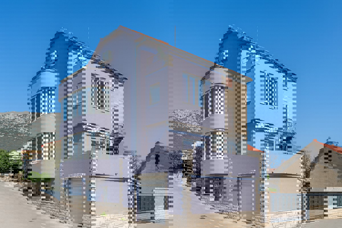 Casa KAŠTELA, 510.000 €