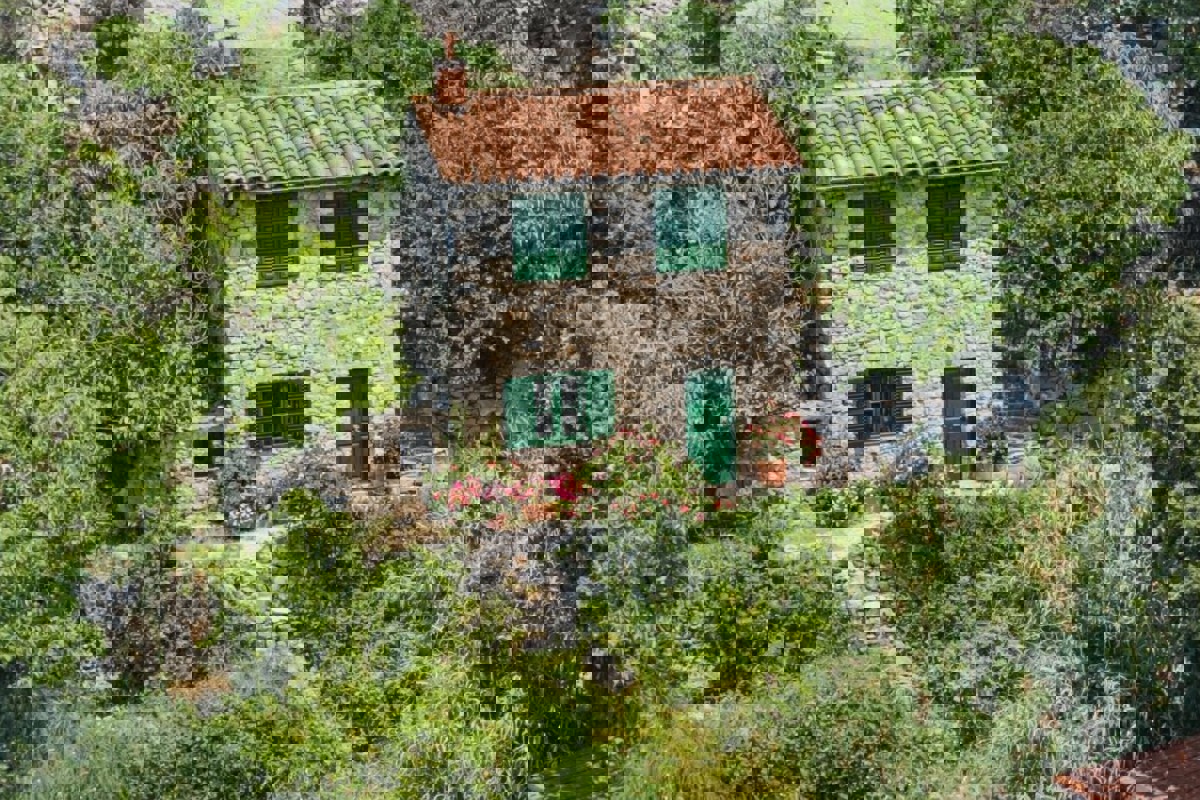 Дом MAKARSKA, 114.000 €