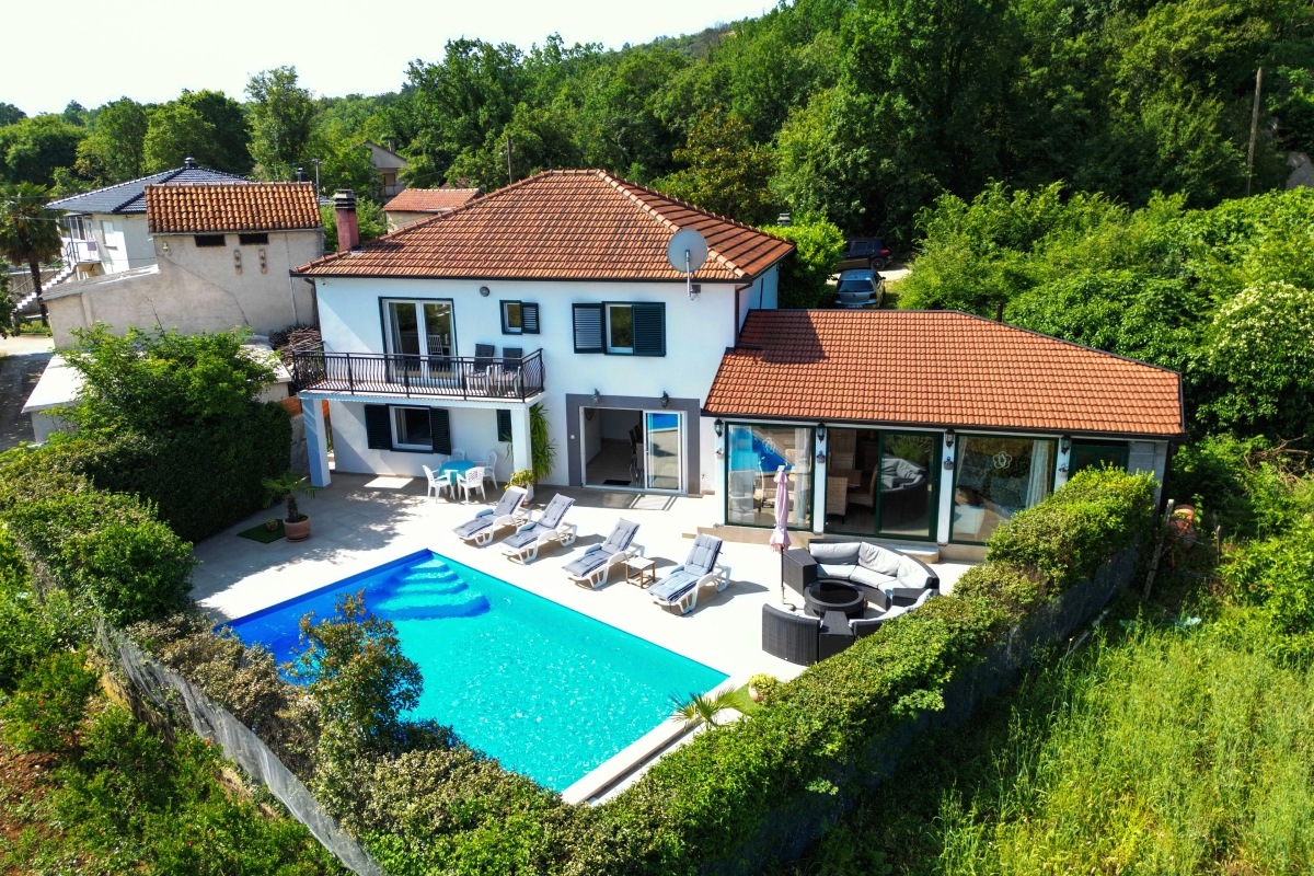 Дом MAKARSKA, 430.000 €