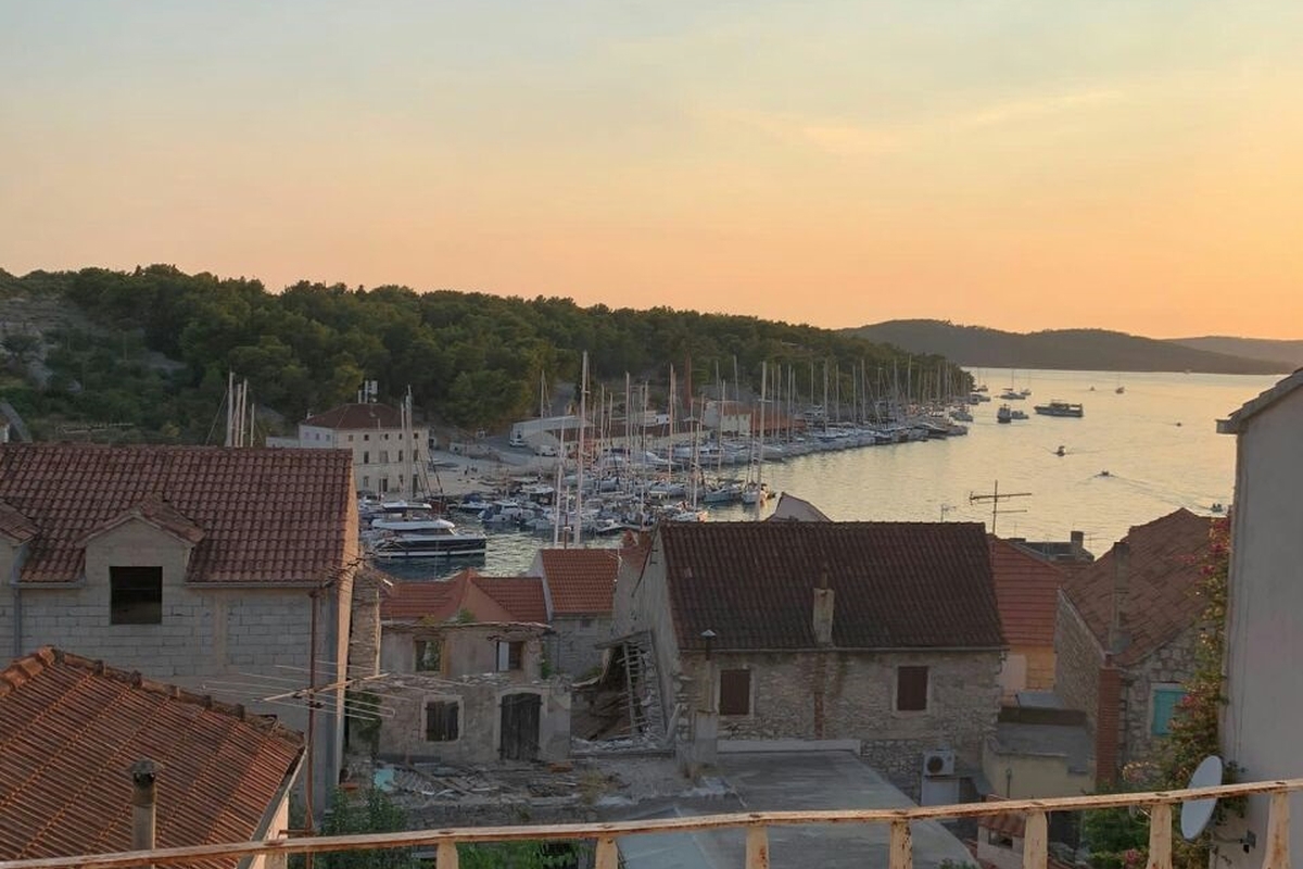 BRAČ