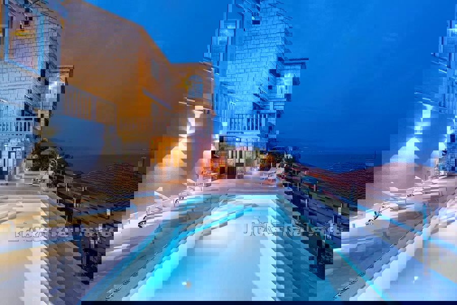 BRAČ
