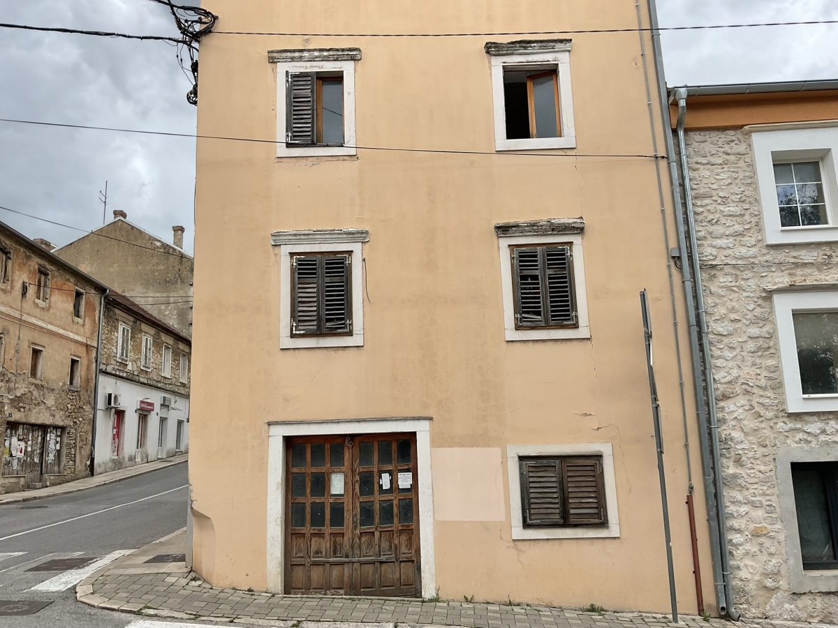DRNIŠ